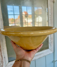 Yellow bowl. Vintage