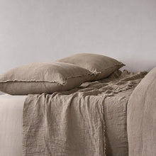 Hale Mercantile Flocca Linen Pillowcase - US Standard