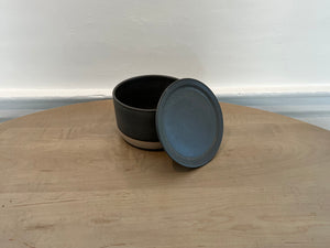 Medium Container With Lid