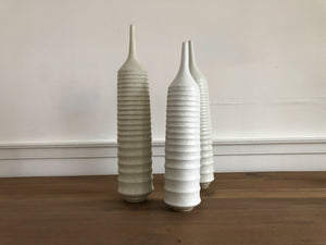 White Ribbed Vessel, Medium